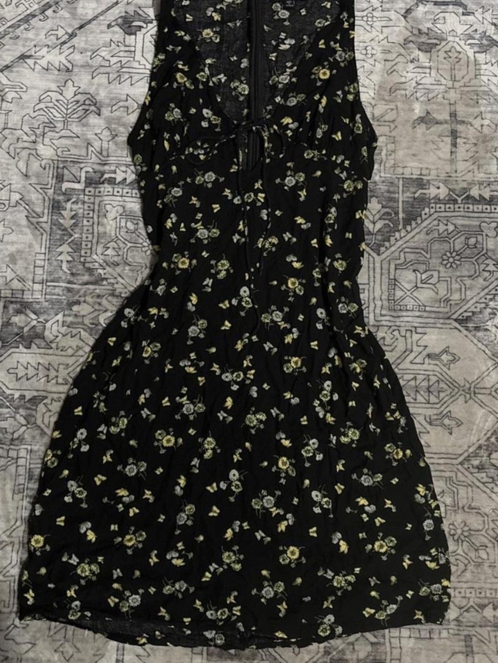 Motel Rocks Women's Black Floral Sundress - Lightweight Size Medium